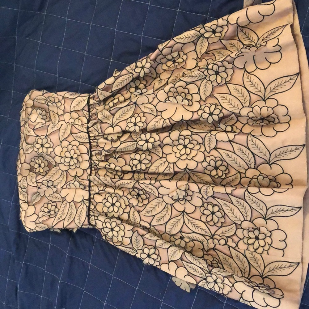 Women’s dress